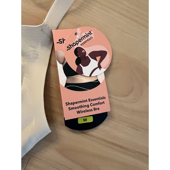 Shapermint Essentials Smoothing Comfort Wireless Bra - Picture 7 of 10